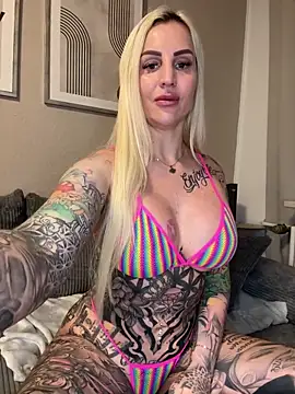 CoraDiamond online show from January 16, 4:00 pm