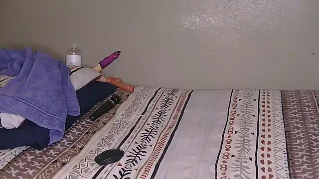 Snapshot of CherieBlushX chatting on November 29, 12:38 pm CherieBlushX online show from November 29, 12:38 pm