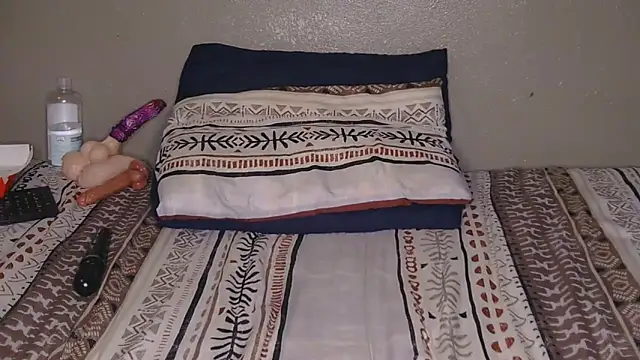 Snapshot of CherieBlushX chatting on November 30, 5:14 pm CherieBlushX online show from November 30, 5:14 pm