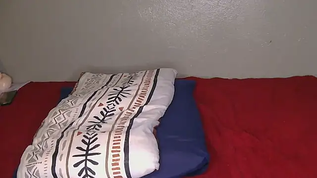 Snapshot of CherieBlushX chatting on November 23, 3:44 pm CherieBlushX online show from November 23, 3:44 pm