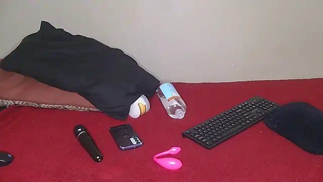 Snapshot of CherieBlushX chatting on June 11, 5:21 pm CherieBlushX online show from June 11, 5:21 pm