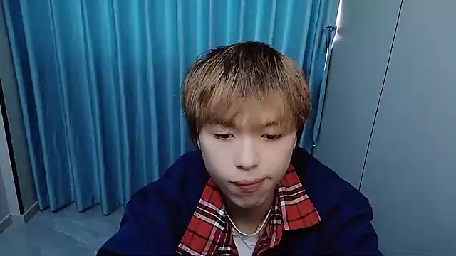 w5206t online show from April 4, 7:04 am