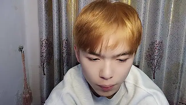 w5206t online show from November 30, 11:05 pm