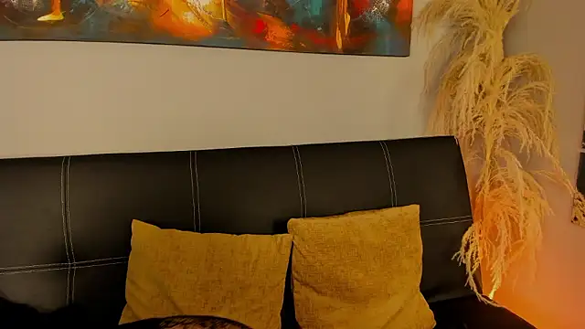 Emma  clark  online show from February 16, 12:48 pm