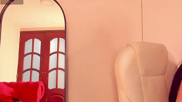 Emma  clark  online show from December 16, 12:31 pm