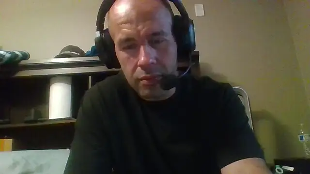 Snapshot of LeeCox chatting on September 27, 10:21 am LeeCox online show from September 27, 10:21 am