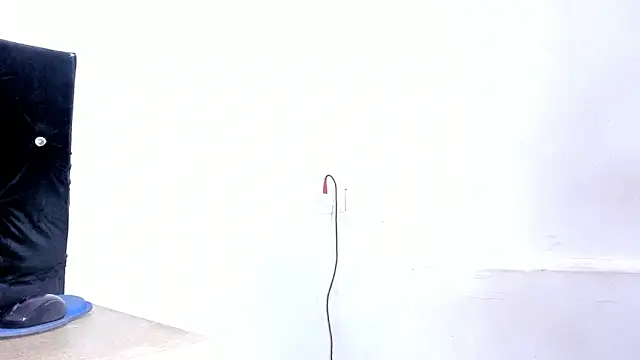 milabiggcoock online show from April 5, 8:59 pm