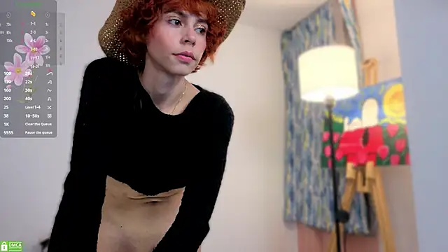 colette e online show from April 12, 1:31 am