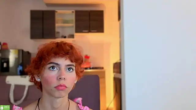 colette e online show from December 23, 2:22 am