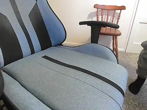 wankywanky online show from December 4, 3:55 pm