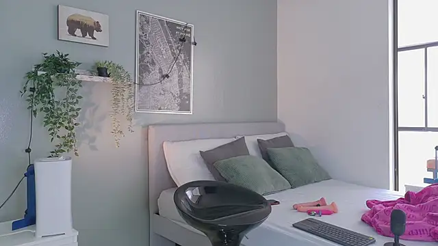 Snapshot of Nickifox__ chatting on November 14, 7:39 pm Nickifox online show from November 14, 7:39 pm