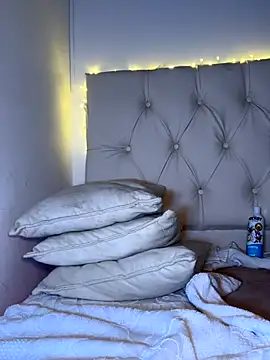 Danicute  online show from December 5, 8:46 am