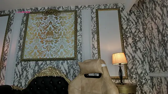 AlexiaCooperr online show from March 19, 1:22 pm