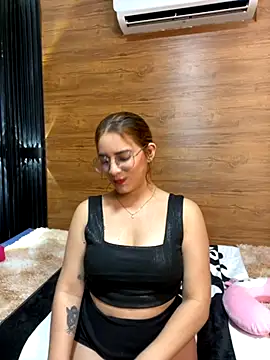 Snapshot of AmbarPolo chatting on October 1, 4:39 am AmbarPolo online show from October 1, 4:39 am