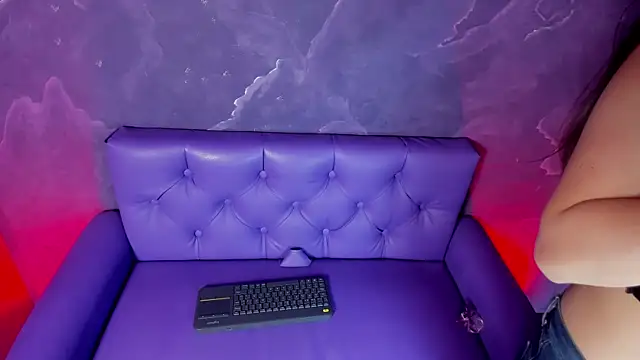 Lili milk20 online show from September 27, 7:20 pm