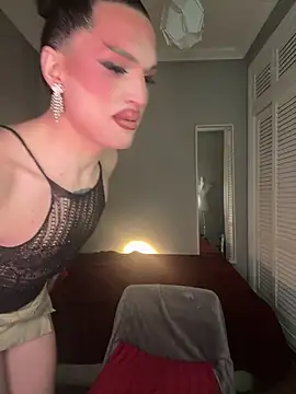 lacattiva online show from February 19, 8:17 pm