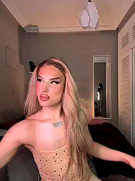 Snapshot of lacattiva chatting on November 26, 8:09 pm lacattiva online show from November 26, 8:09 pm