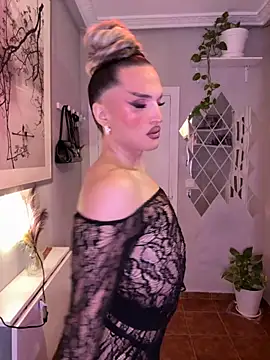 Snapshot of lacattiva chatting on November 28, 8:09 pm lacattiva online show from November 28, 8:09 pm