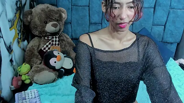Snapshot of ValentinaKlean chatting on July 16, 1:24 am ValentinaKlean online show from July 16, 1:24 am