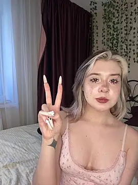 IrisSoCute online show from October 7, 10:05 am