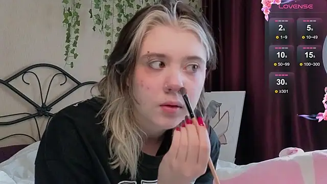 IrisSoCute online show from September 10, 4:22 am