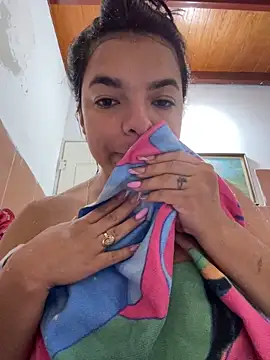 Snapshot of Tugatitacal chatting on November 15, 3:54 am Tugatitacal online show from November 15, 3:54 am