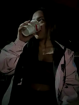 Snapshot of AngellaMoraa chatting on December 5, 2:54 am AngellaMoraa online show from December 5, 2:54 am