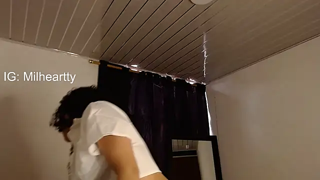 Snapshot of heartty_Milah chatting on November 12, 6:12 pm heartty Milah online show from November 12, 6:12 pm