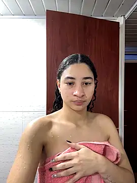 Snapshot of heartty_Milah chatting on November 5, 1:58 pm heartty Milah online show from November 5, 1:58 pm