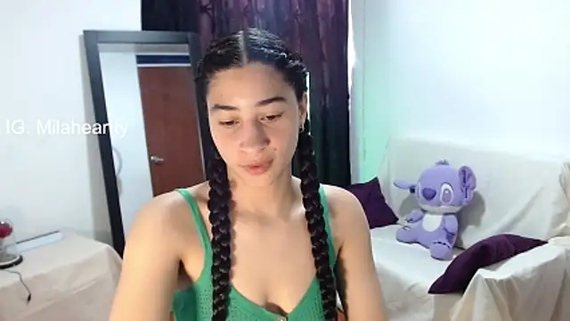 Snapshot of heartty_Milah chatting on December 14, 7:52 pm heartty Milah online show from December 14, 7:52 pm