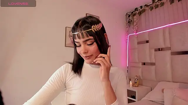 Snapshot of Cleo-smith chatting on November 25, 4:02 am Cleo-smith online show from November 25, 4:02 am