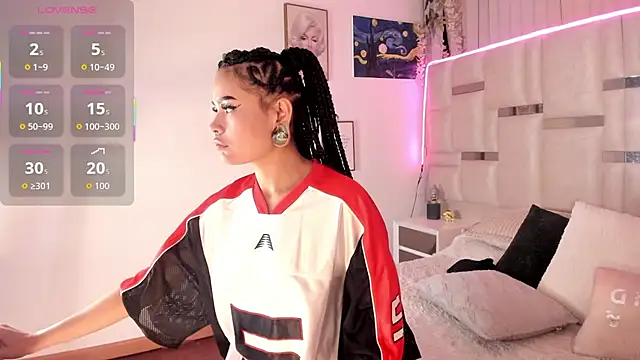 Snapshot of Cleo-smith chatting on October 8, 1:40 am Cleo-smith online show from October 8, 1:40 am