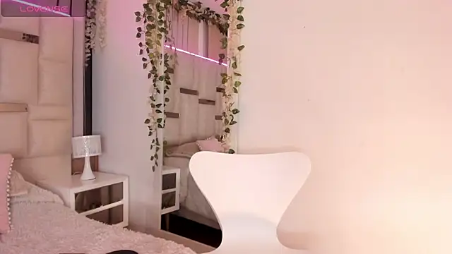 Snapshot of Cleo-smith chatting on October 9, 3:07 am Cleo-smith online show from October 9, 3:07 am