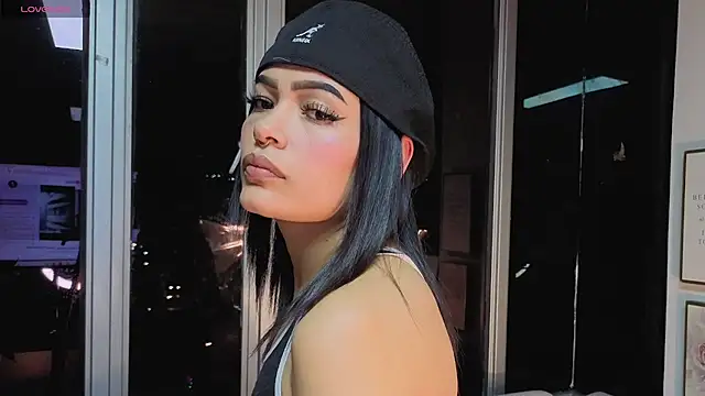 Snapshot of Cleo-smith chatting on October 23, 4:00 am Cleo-smith online show from October 23, 4:00 am