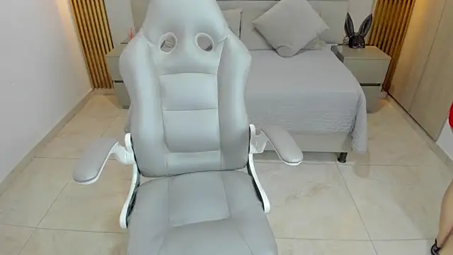 Keisha jalal online show from November 16, 6:45 pm