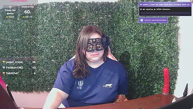 SophieSimmons  online show from September 14, 8:15 am