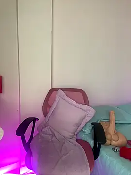 Zara Bel online show from December 5, 6:39 pm