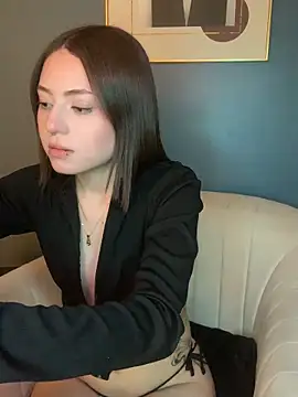 PrettyAmber online show from April 23, 12:17 am