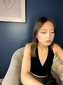 PrettyAmber online show from November 16, 8:02 pm