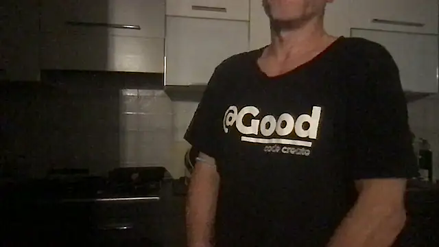 Snapshot of Axl_hot chatting on July 13, 7:57 pm Axl hot online show from July 13, 7:57 pm