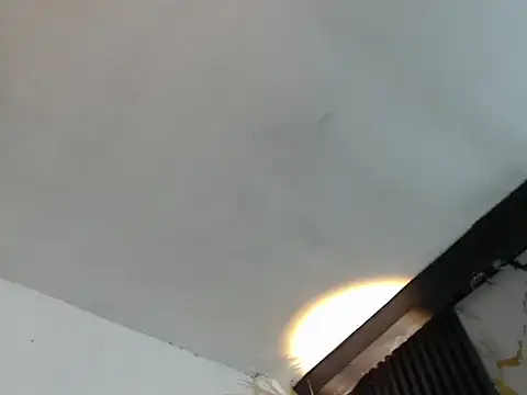 Snapshot of brihansexx chatting on January 15, 6:39 am brihansexx online show from January 15, 6:39 am