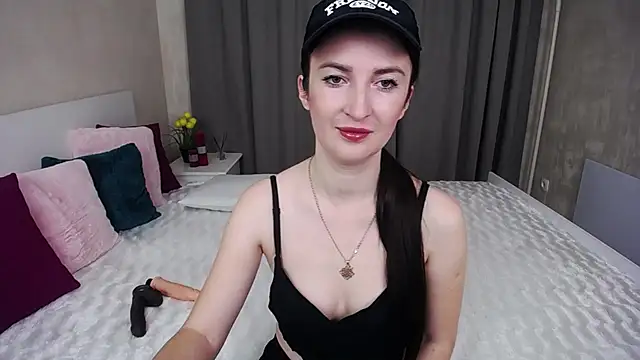 EvelinCuper online show from November 21, 6:23 am