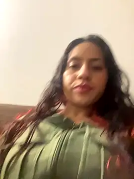 Snapshot of Lolarosesxs chatting on October 26, 12:44 am Lolarosesxs online show from October 26, 12:44 am