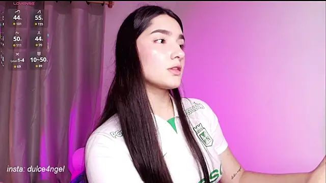 dulceangel   online show from December 18, 2:16 am