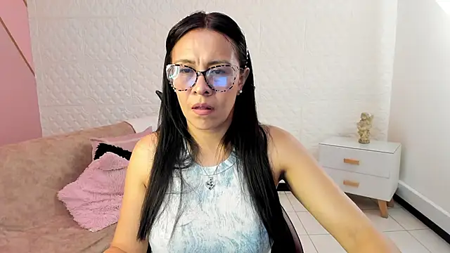 Snapshot of Eva_mermaid chatting on December 2, 2:30 pm Eva mermaid online show from December 2, 2:30 pm