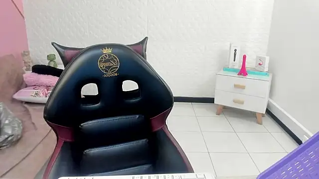 Eva mermaid online show from March 19, 2:17 pm