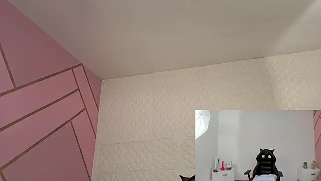 Eva mermaid online show from March 31, 2:08 pm