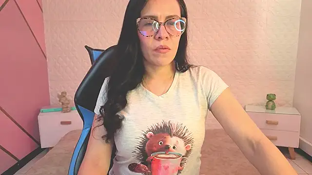 Eva mermaid online show from May 15, 2:59 pm