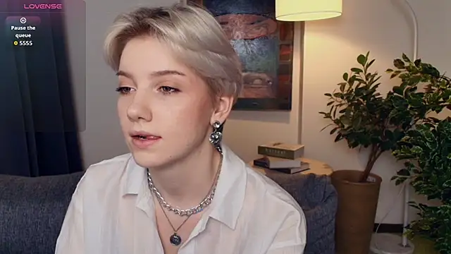 OdelynaAsp online show from December 5, 11:42 am