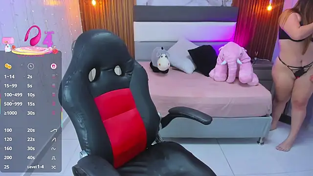 KRISTINPITERS online show from January 8, 7:42 pm